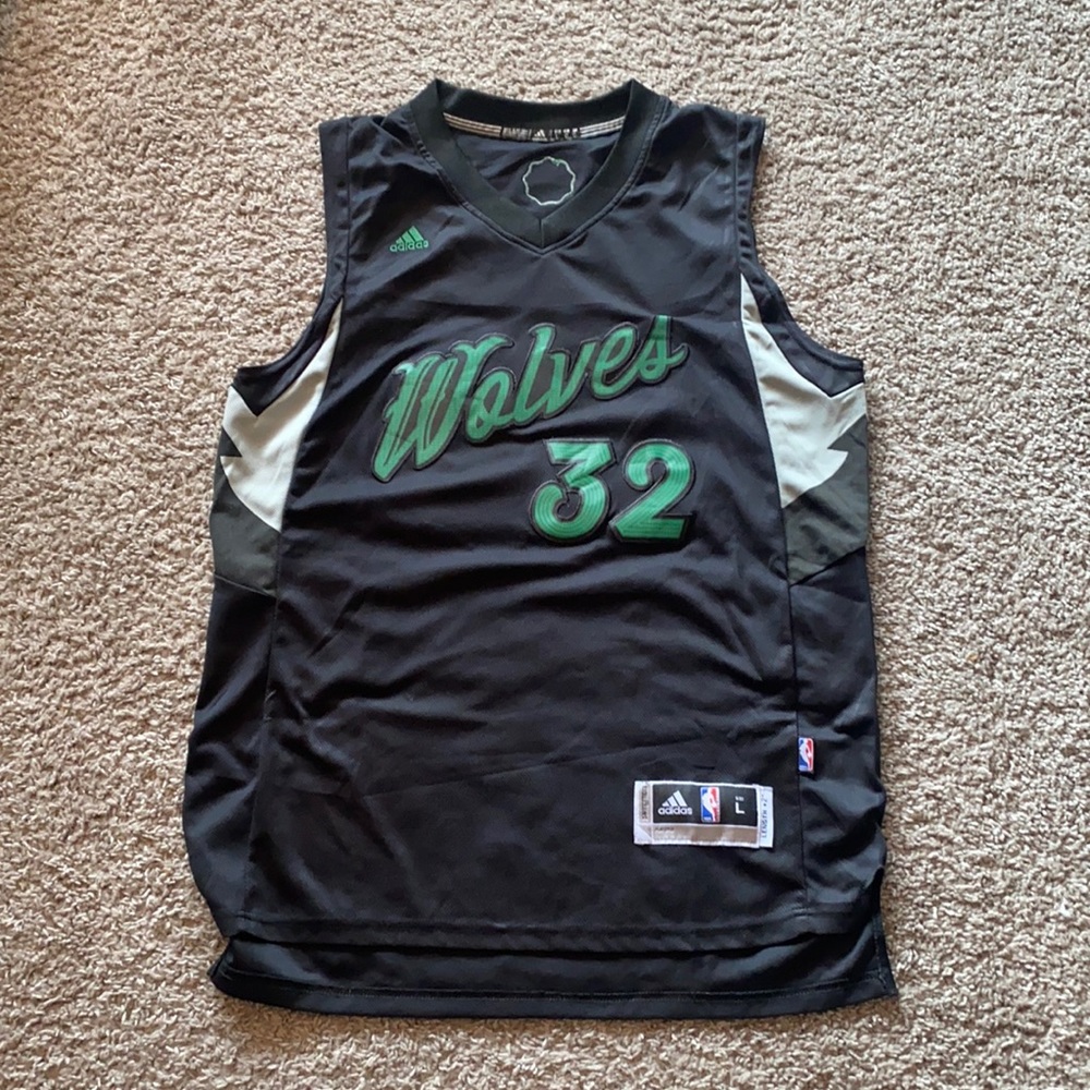 Timberwolves Towns basketball jersey